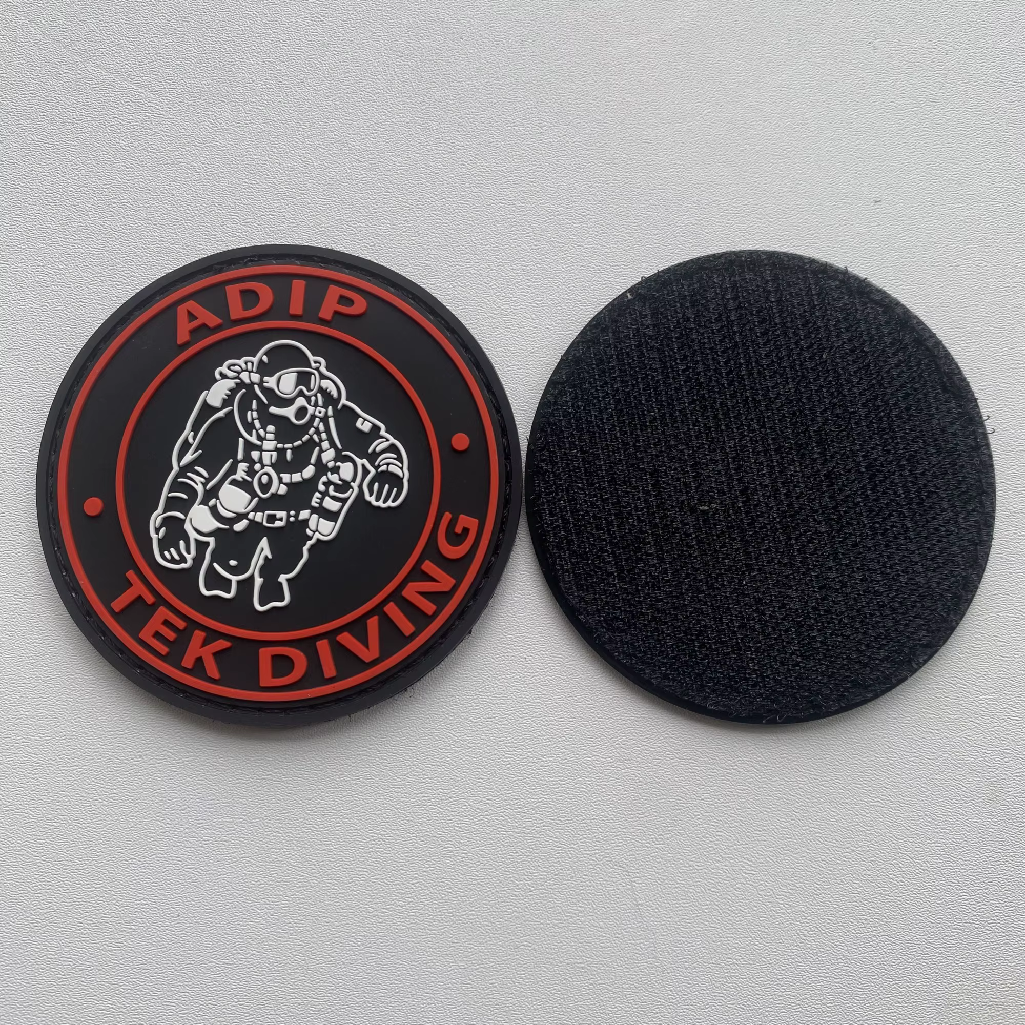 Parches PVC 2D con goma 3D para personalizar ropa y mochilas - imagen 4