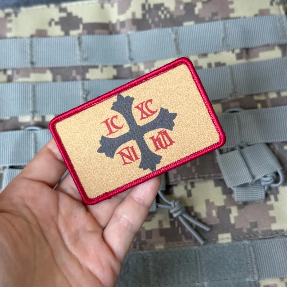 Parche táctico cruz ortodoxa chevron con velcro para mochila