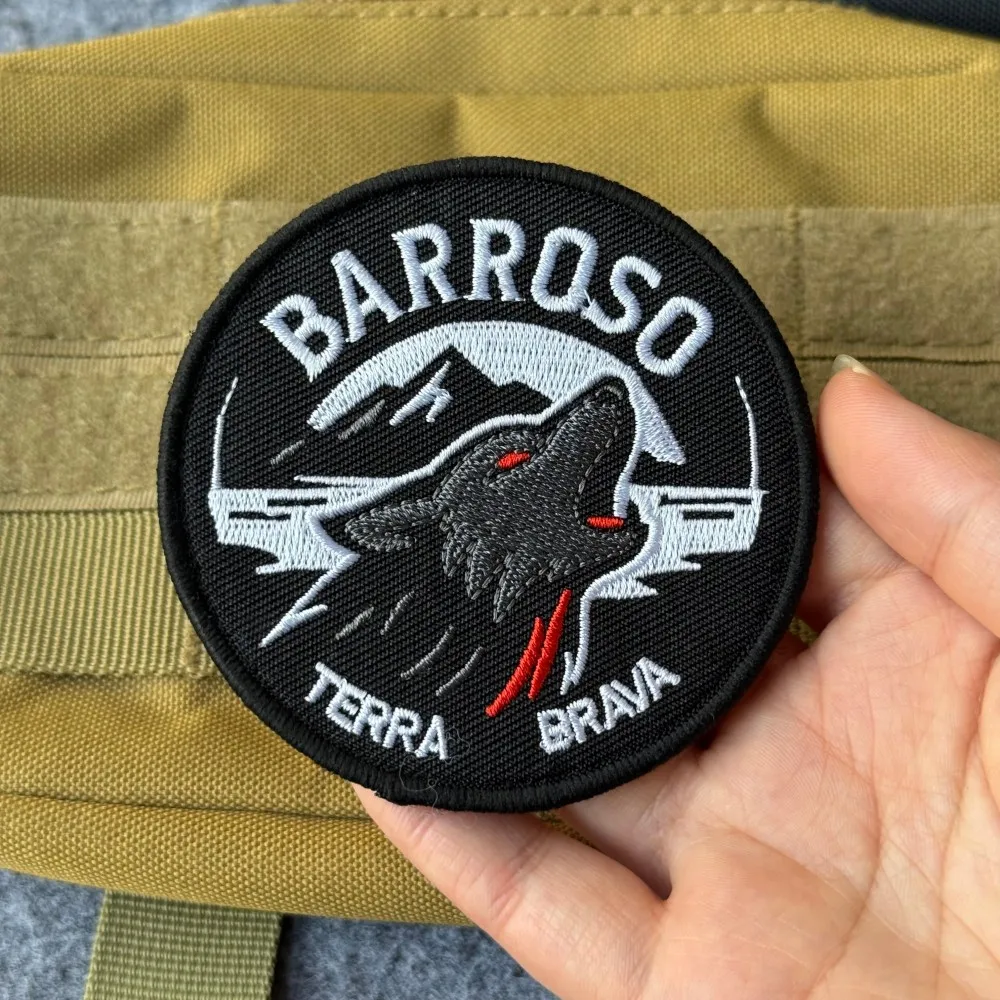 Parche táctico bordado lobo con velcro gancho y bucle para mochila - imagen 4