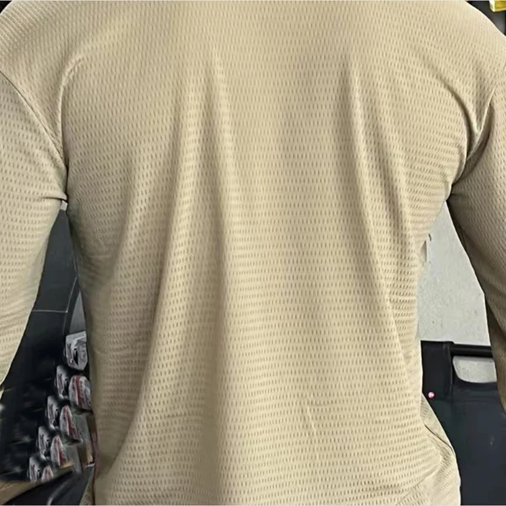 Camiseta táctica manga larga secado rápido con bolsillo brazo - imagen 3