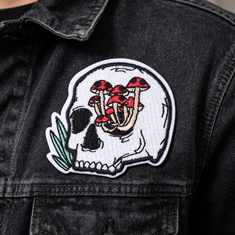Parches termoadhesivos calaveras punk góticos para chaquetas y ropa - imagen 5