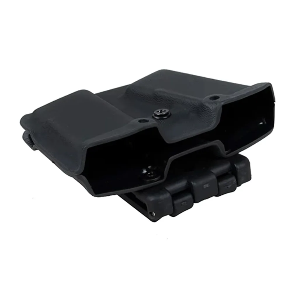 Detalle del Kydex y remates del portacargador TMC