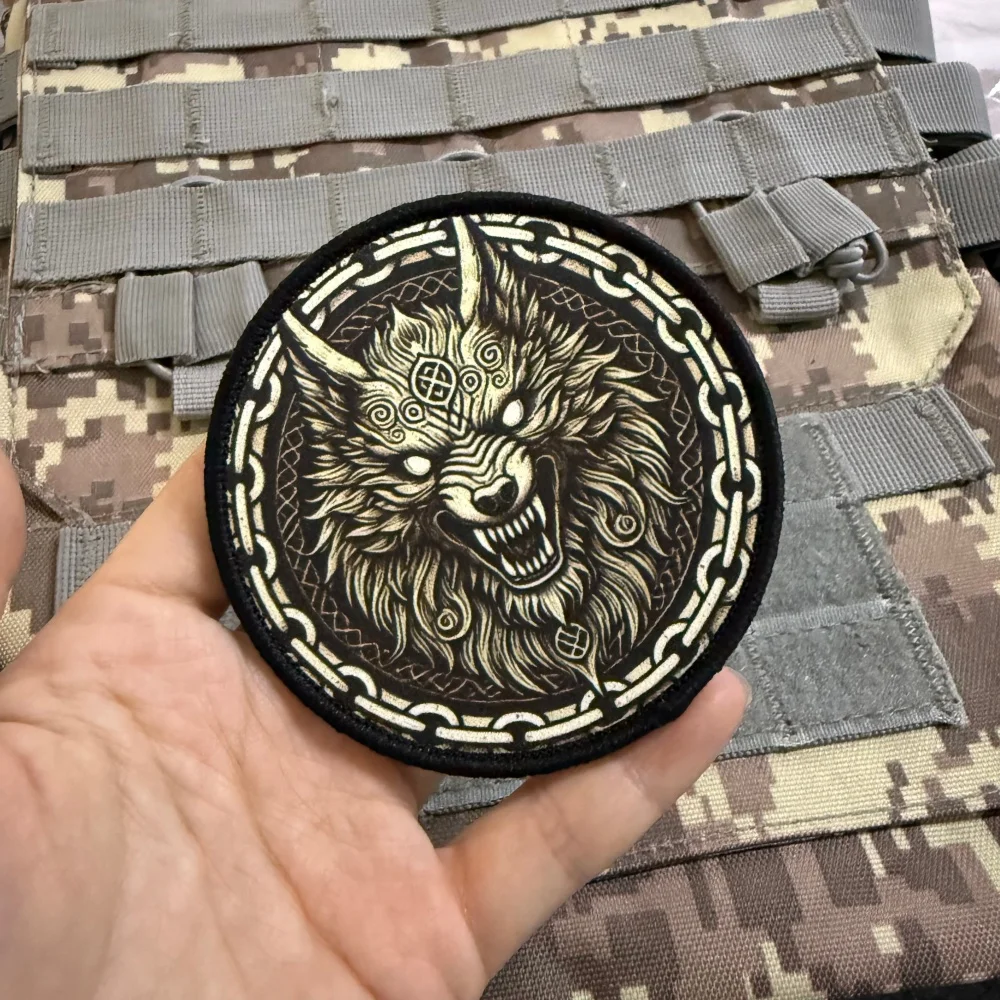 Norse Myth parche táctico Lobo Fenrir bordado con velcro - imagen 3