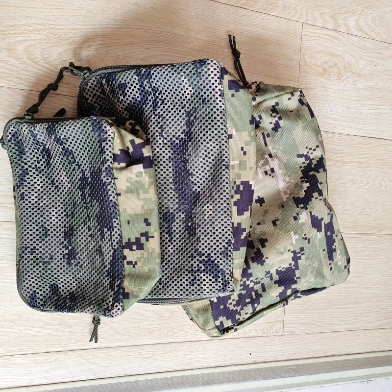 Bolsa organizadora táctica de nailon AOR2 para aseo - imagen 2