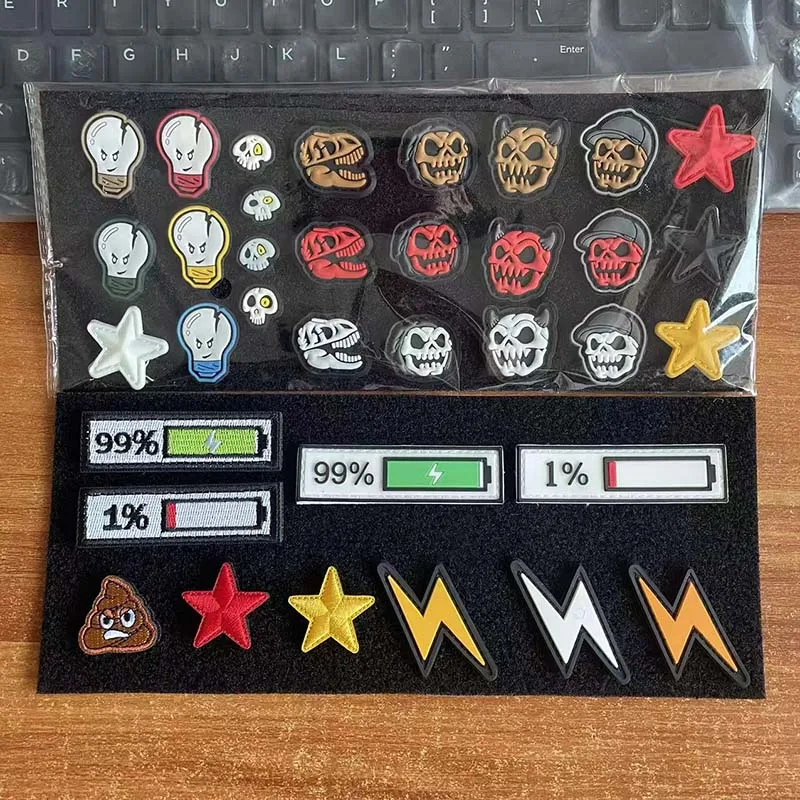 Parches tácticos PVC de goma con rayo, calavera y dinosaurio - imagen 3