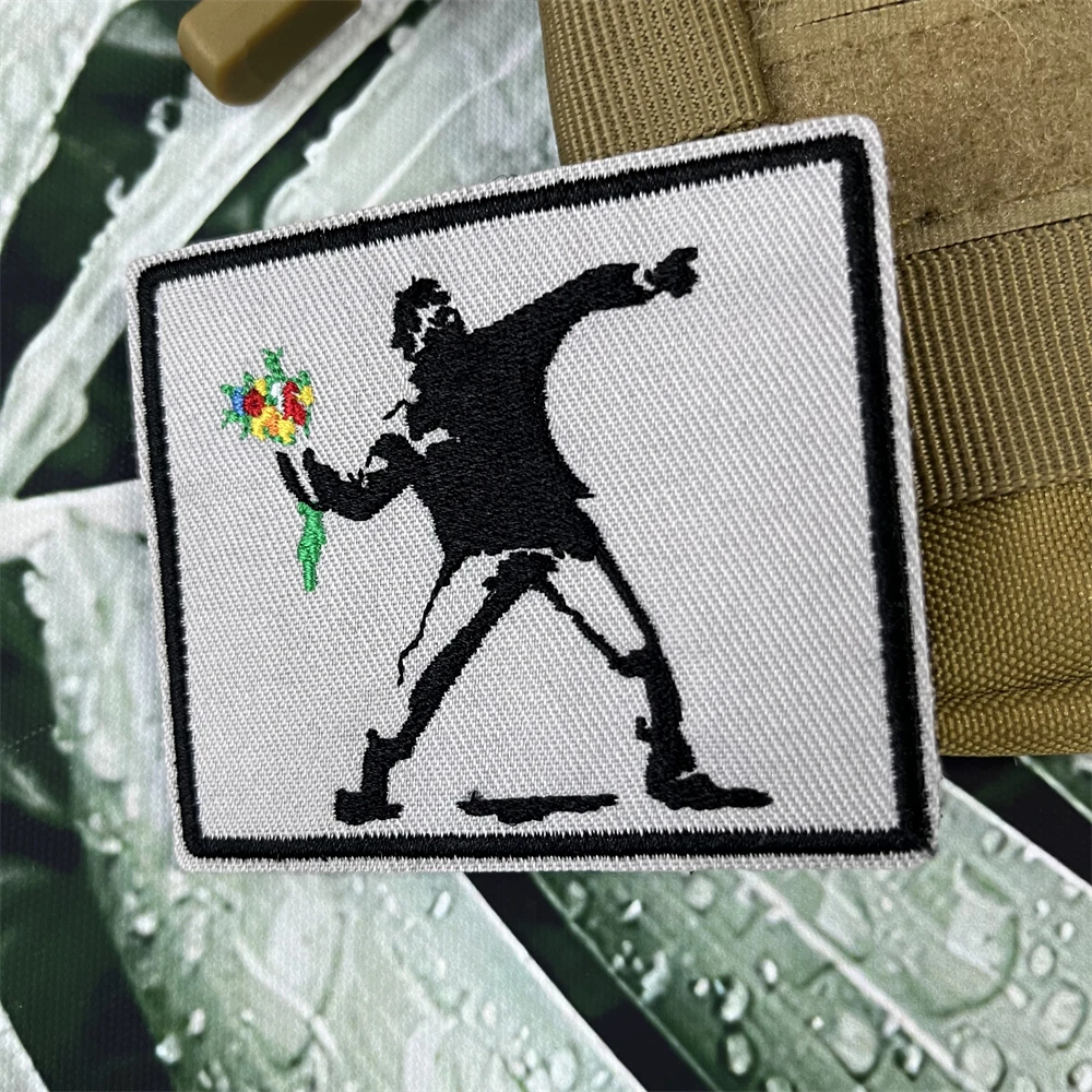 Parche táctico bordado MOLLE Banksy Wandal Morale con velcro - imagen 3
