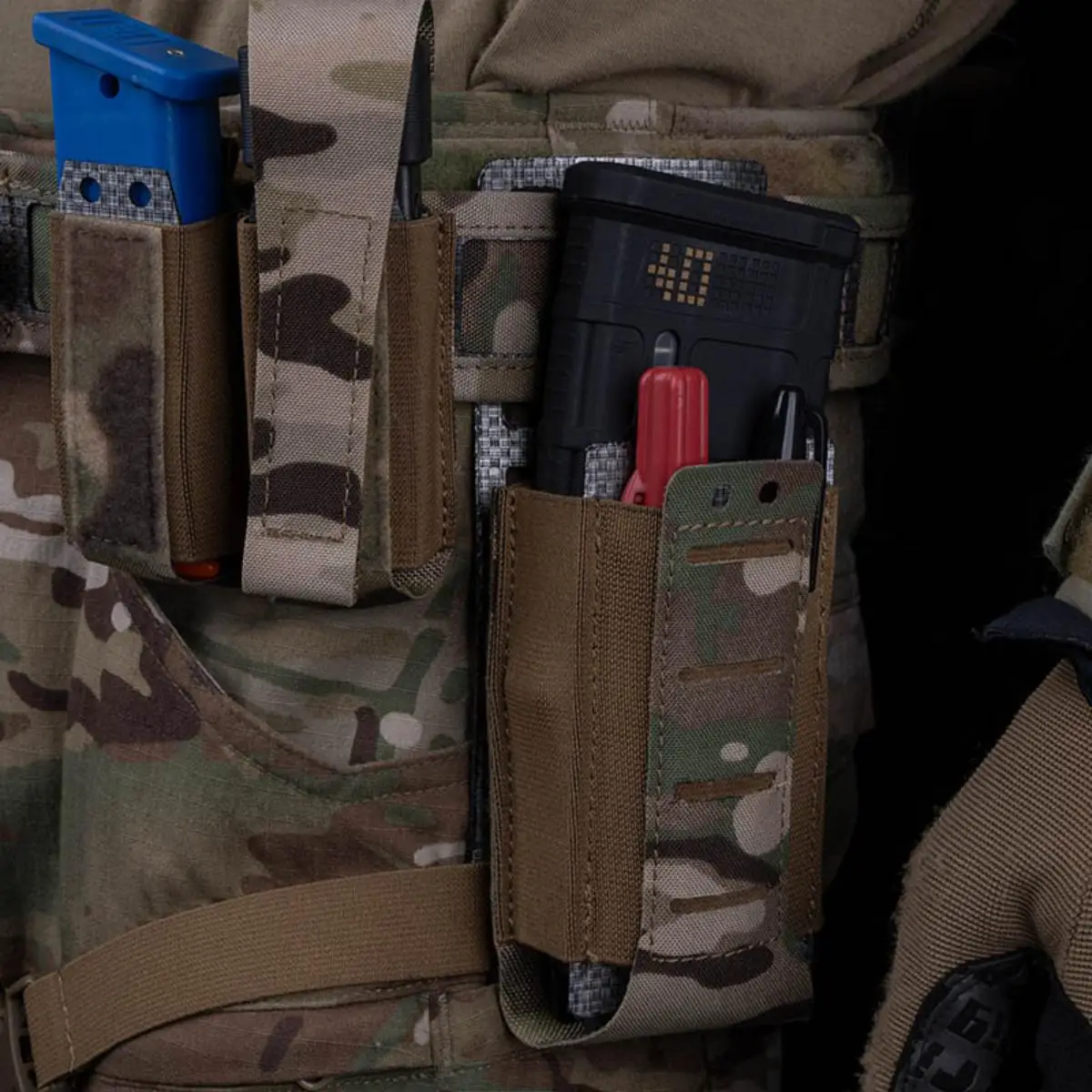 Funda WG Molle para cargador rifle 5.56 y SMG MP5 - imagen 5
