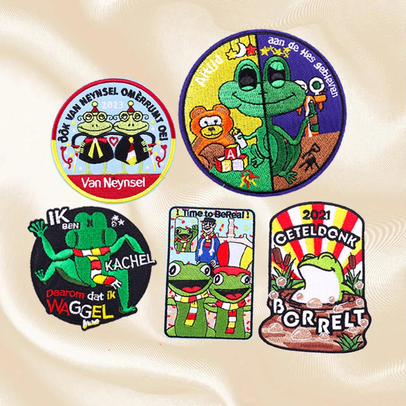 Parche bordado termoadhesivo Frog Oeteldonk – Carnaval - imagen 4