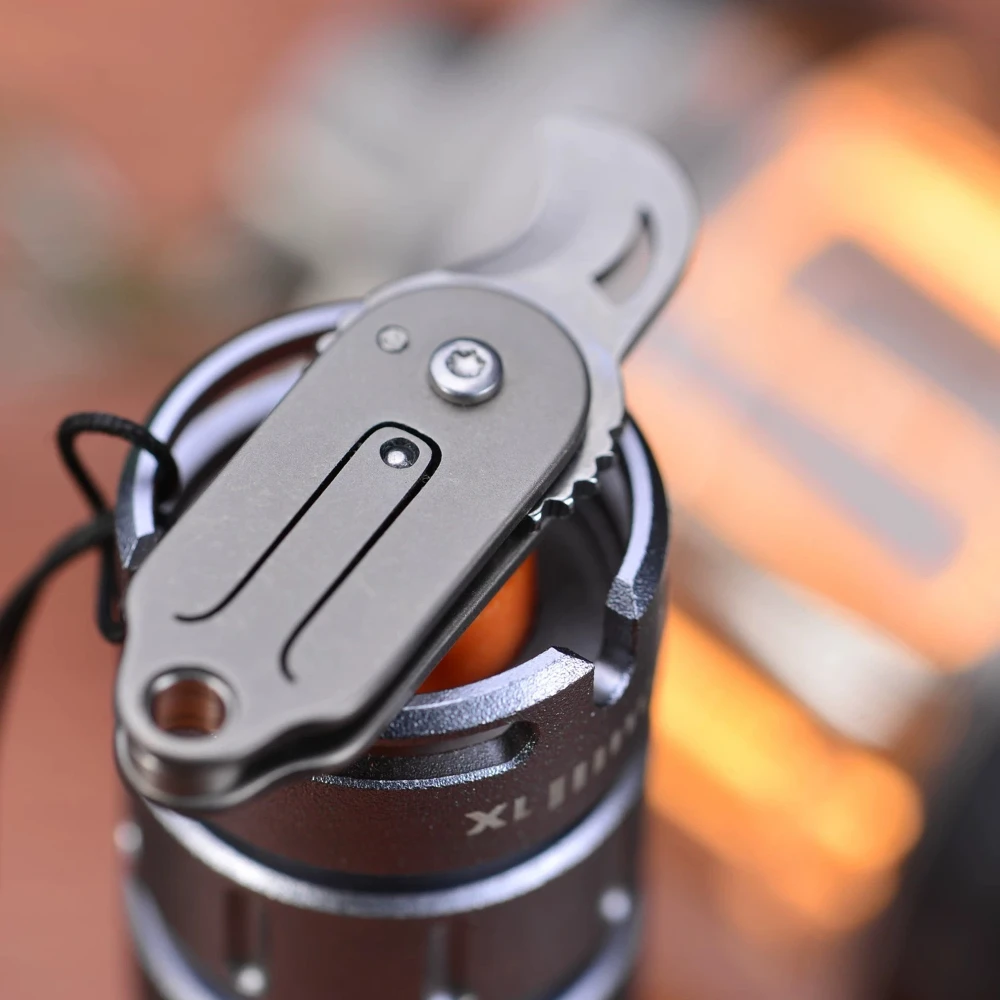 Mini cuchillo EDC de acero y latón para exteriores, camping y defensa - imagen 3