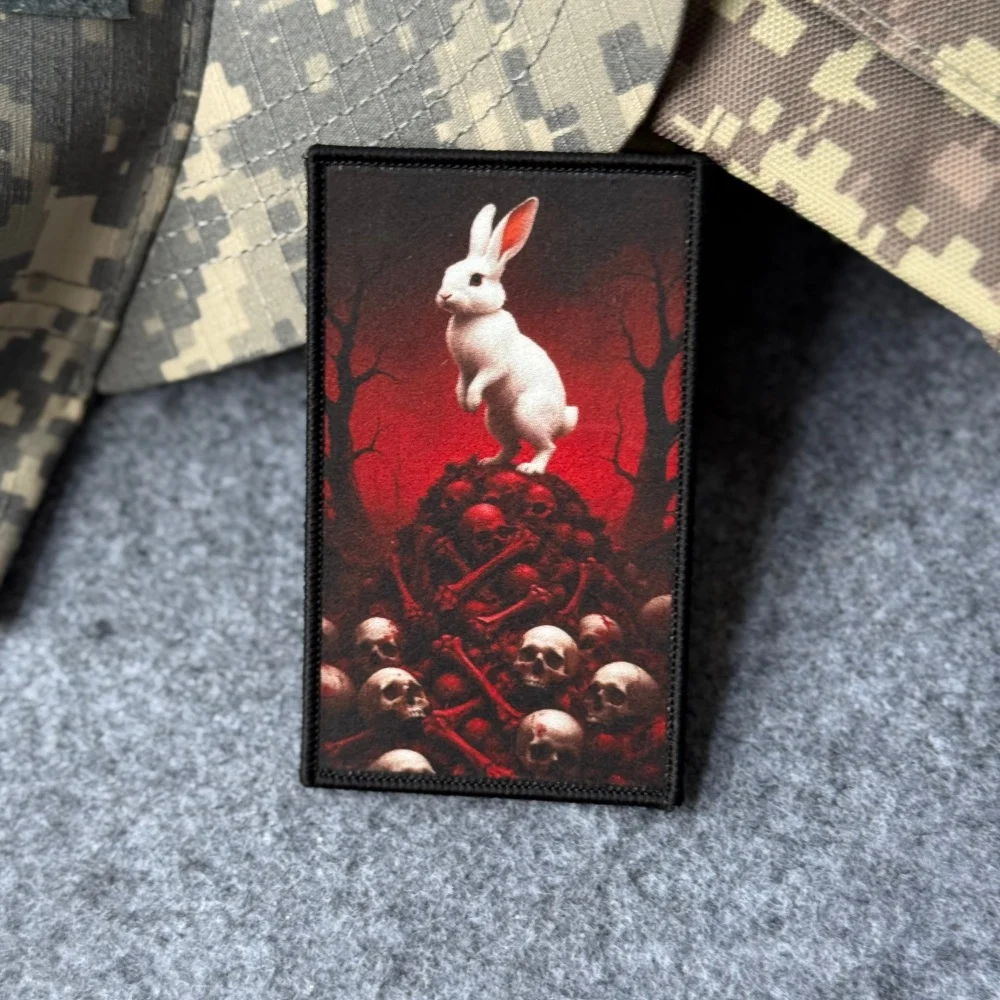 Devil Rabbit Morale Parche táctico impreso con gancho y bucle - imagen 2
