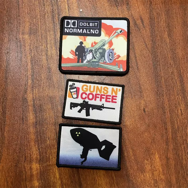 Dunkin Parche táctico moral pistolas y café bordado - imagen 4