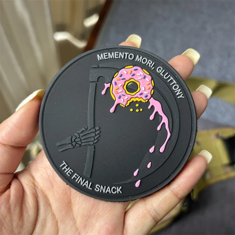 Parche táctico PVC Muerte Donuts para ropa y mochila - imagen 2
