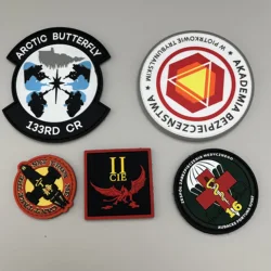 Parche termoadhesivo PVC 3D personalizado con gancho para mochila
