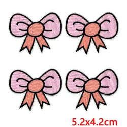Parche termoadhesivo bordado corazón lazo cuadros rosa-rojo para ropa