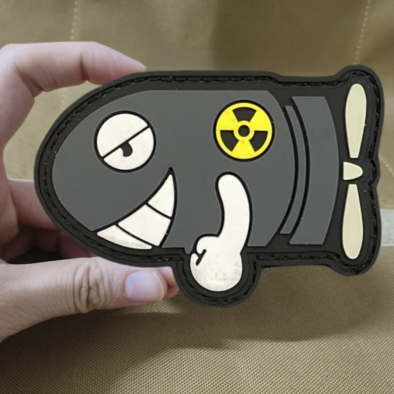 Parche táctico PVC volumétrico Torpedo con velcro gancho y bucle - imagen 2