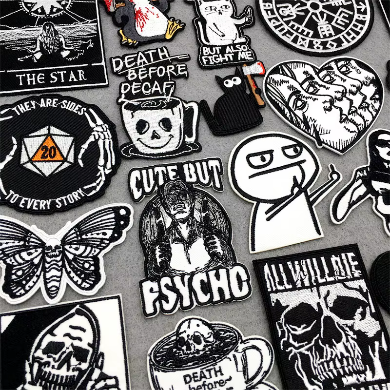Parches punk bordados blancos y negros para planchar ropa o chaquetas - imagen 3
