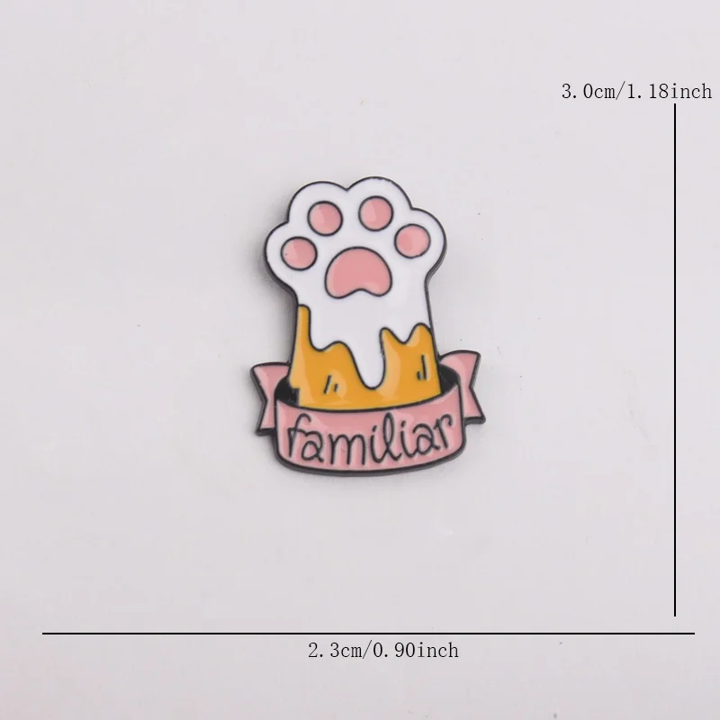 Emblema broche gato corazón rosa vibrante para ropa y chaquetas - imagen 2