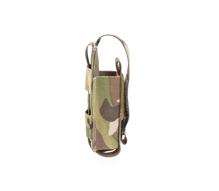 Detalle de bolsa compacta y utilitaria