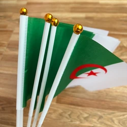 Bandera argelina de mano en palo plástico para uso al aire libre