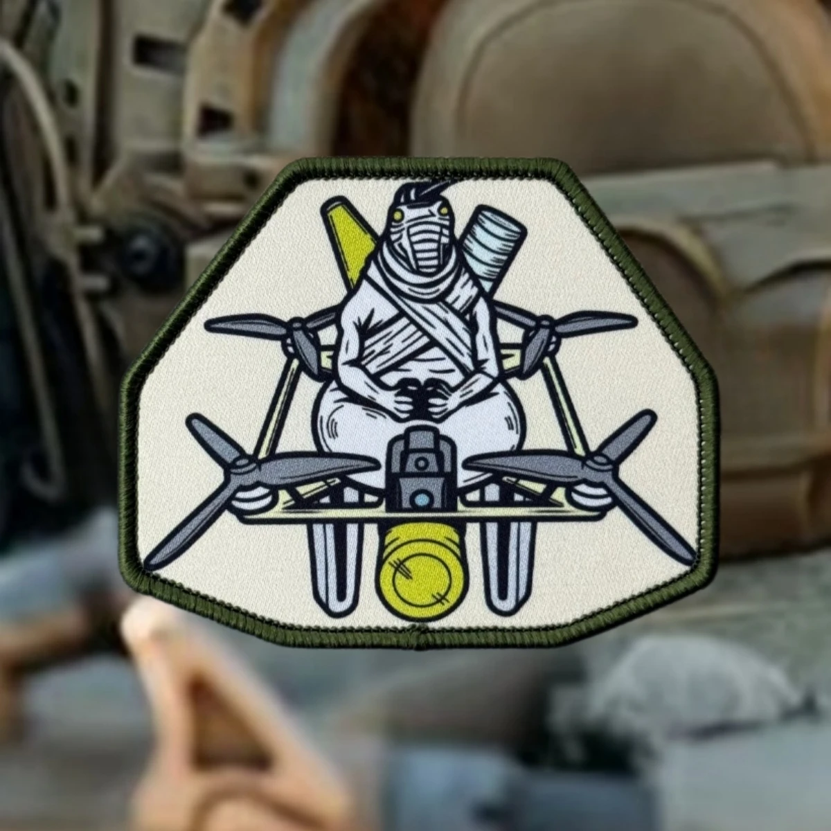 Parche táctico con velcro operador drone militar para mochila - imagen 3