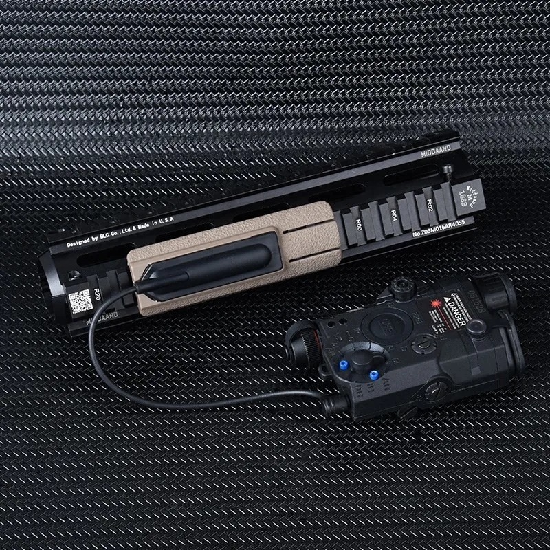 Interruptor táctico remoto de presión para linterna Scout Airsoft - imagen 5