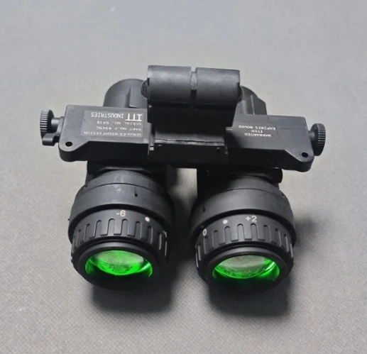 Detalle del modelo NVG AVS-9
