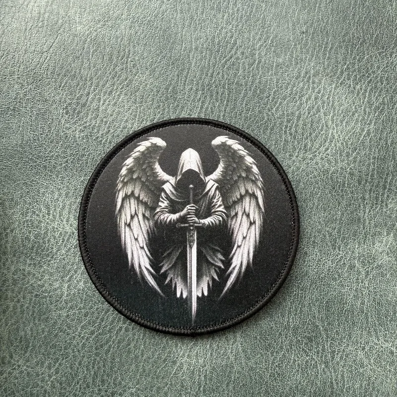 Parche táctico Ángel Guardián con espada, insignia moral y velcro - imagen 5
