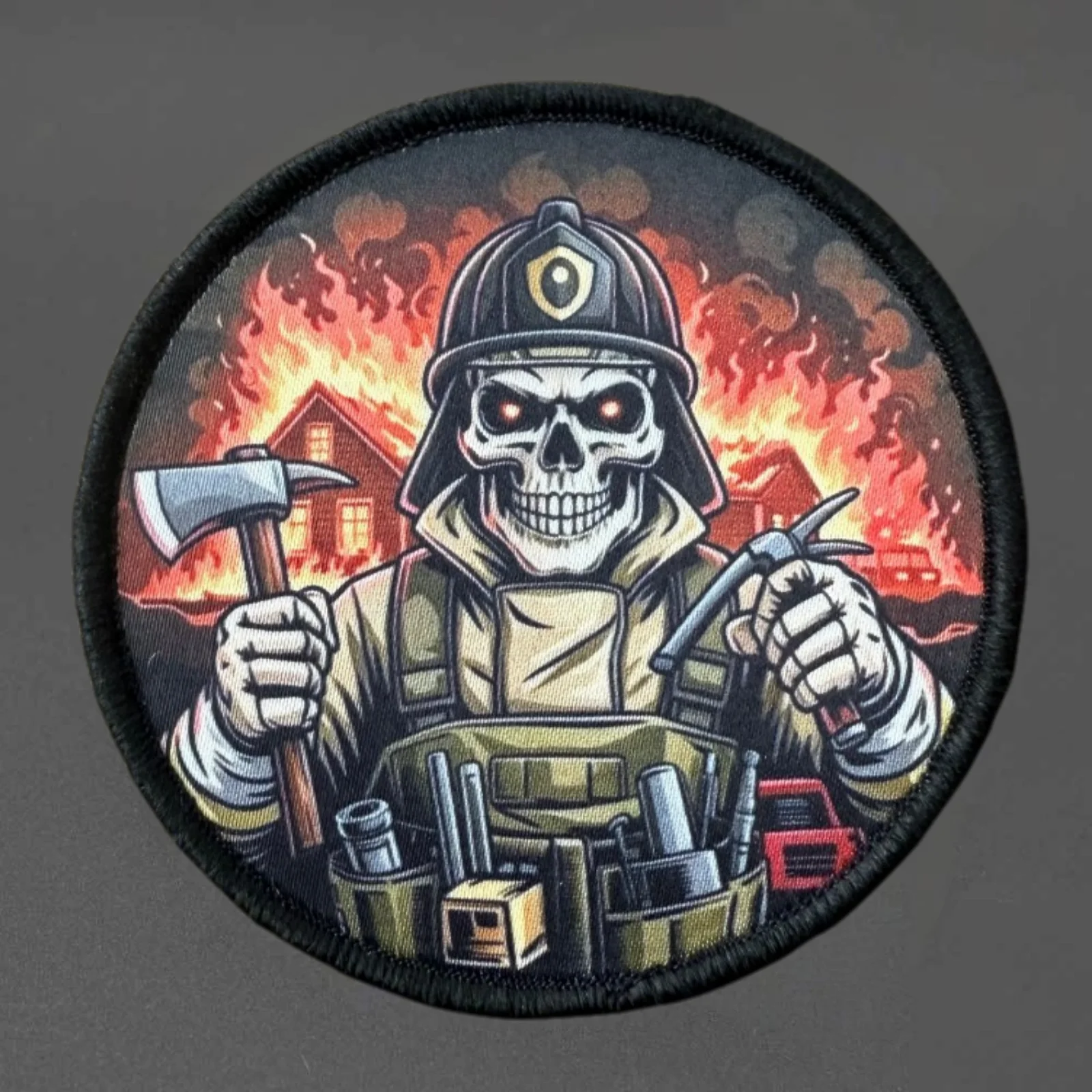 Parche táctico de calavera de bombero con cierre de gancho y bucle - imagen 3