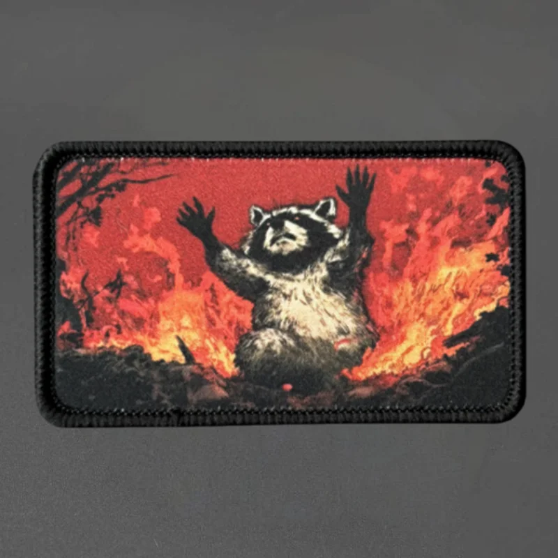 Parche táctico mapache Hellfire con velcro gancho y bucle brazalete - imagen 2