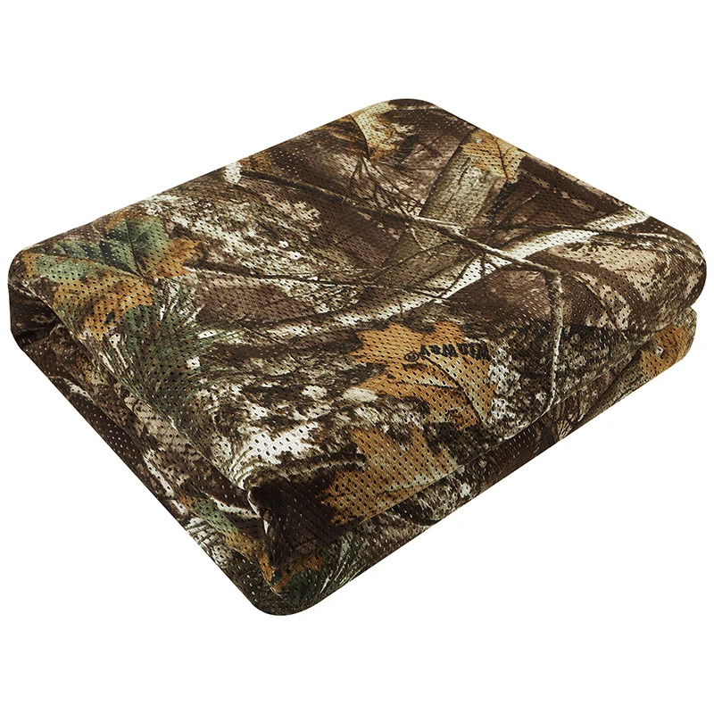 Red de camuflaje biónica en uso para camuflar equipos y áreas