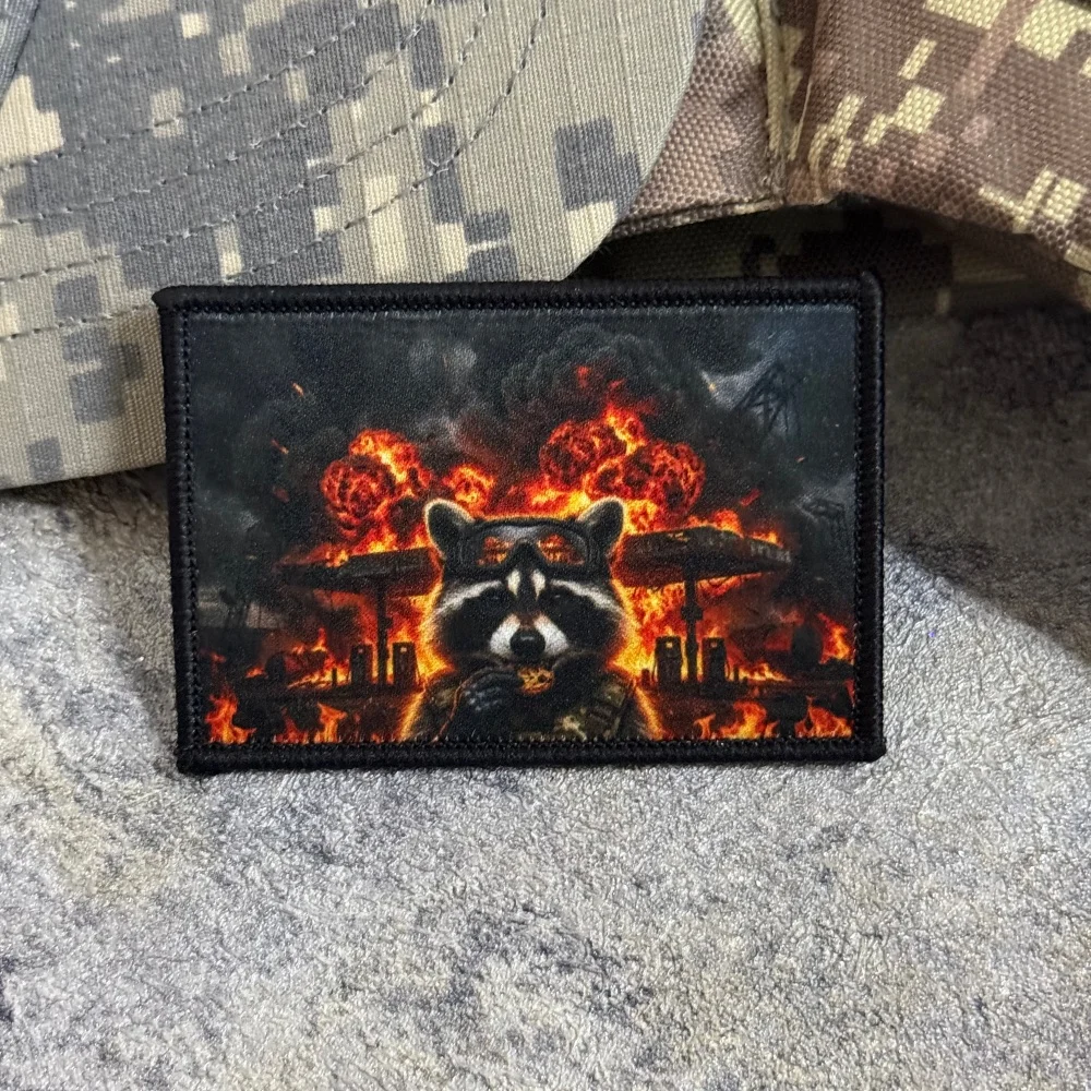 Parche táctico raccoon efecto explosión impreso con velcro mochila - imagen 4