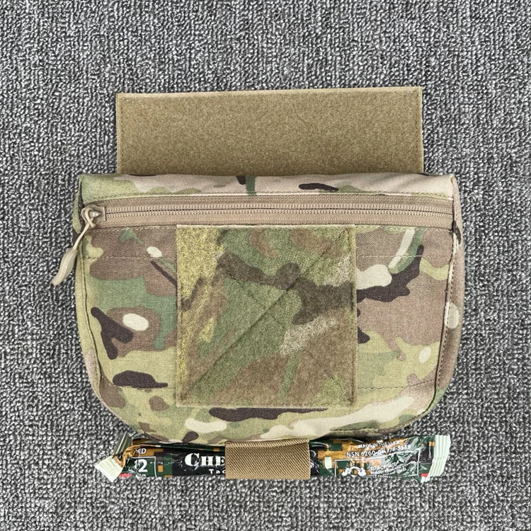 Chaleco táctico multicam con bolsa abdominal vista frontal