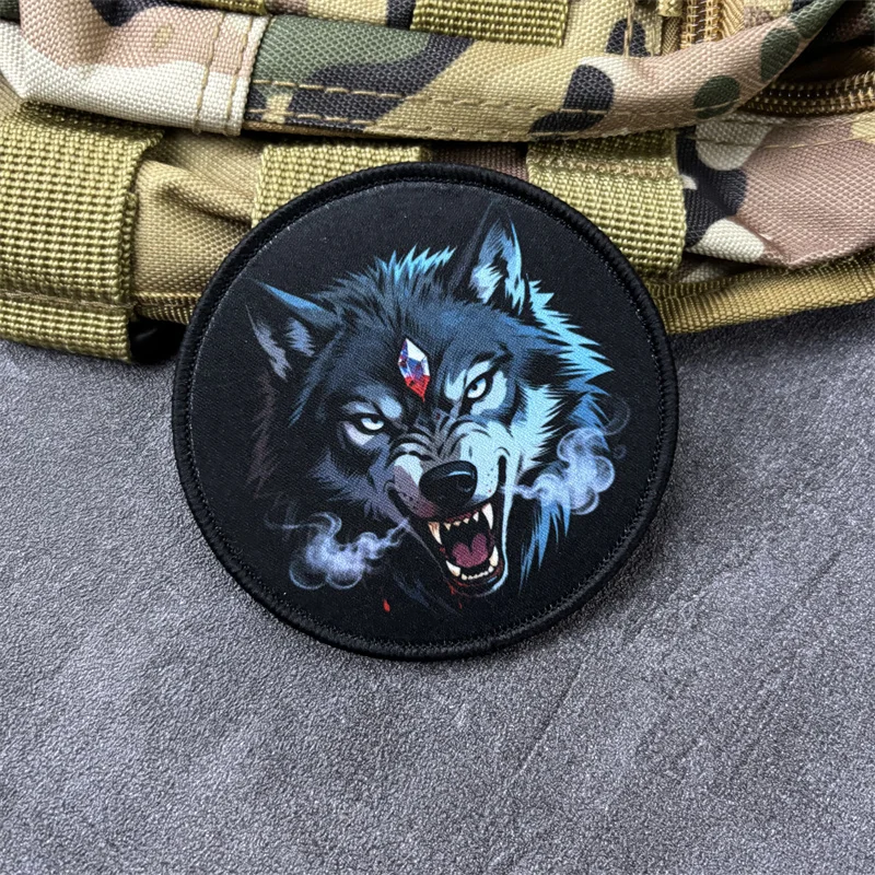 Parche táctico lobo impreso con velcro para mochila y chaqueta - imagen 4