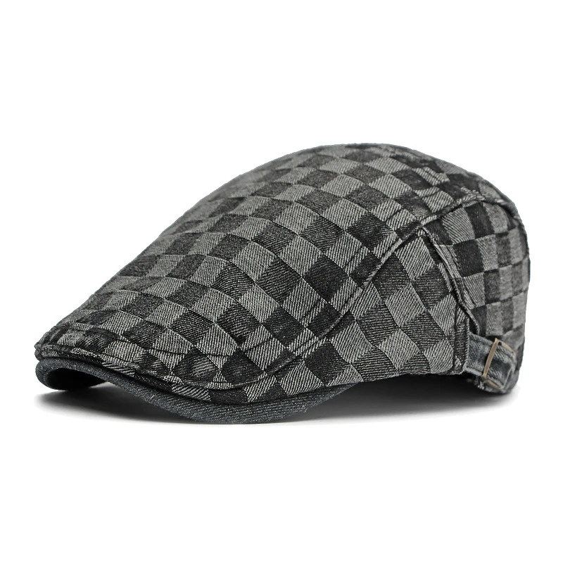 Gorra con diseño a cuadros y forma de gorra de conductor