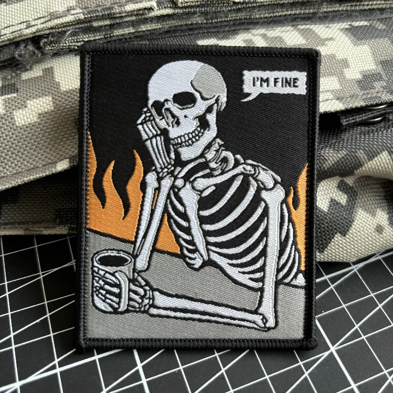 Parche táctico bordado calavera fina con velcro para mochila militar - imagen 5
