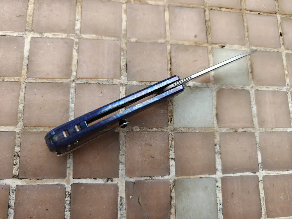 Cuchillo EDC HawkZone Space Time flipper VG10 con mango titanio - imagen 5