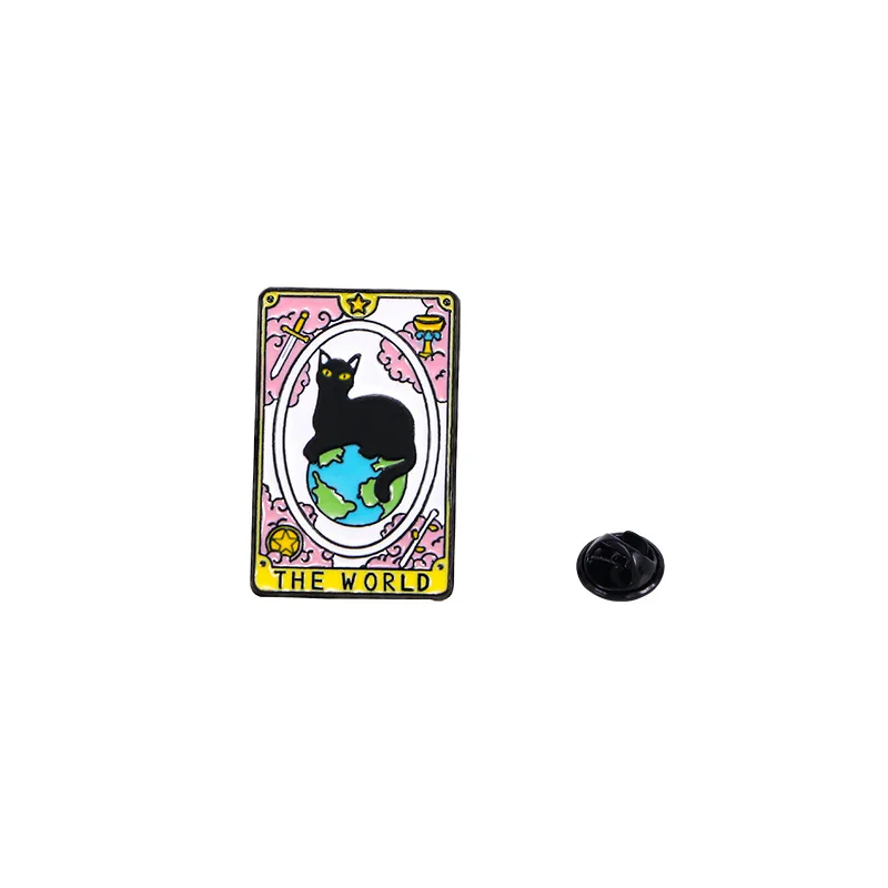 Pin esmaltado de tarot Luna Sol con gato lobo - imagen 5