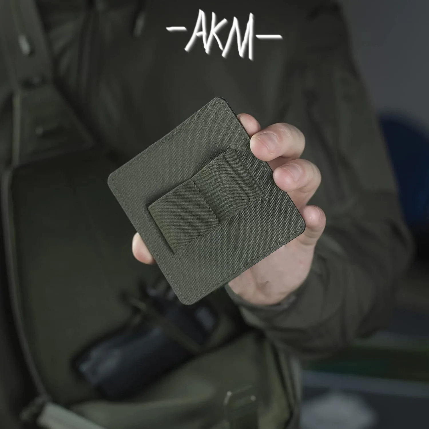 Revistero táctico de nailon con liberación rápida y estuche oculto - imagen 4