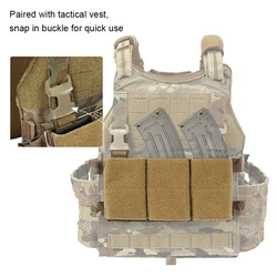 Portacargador táctico doble 5,56 mm con inserto Kydex y hebilla rápida
