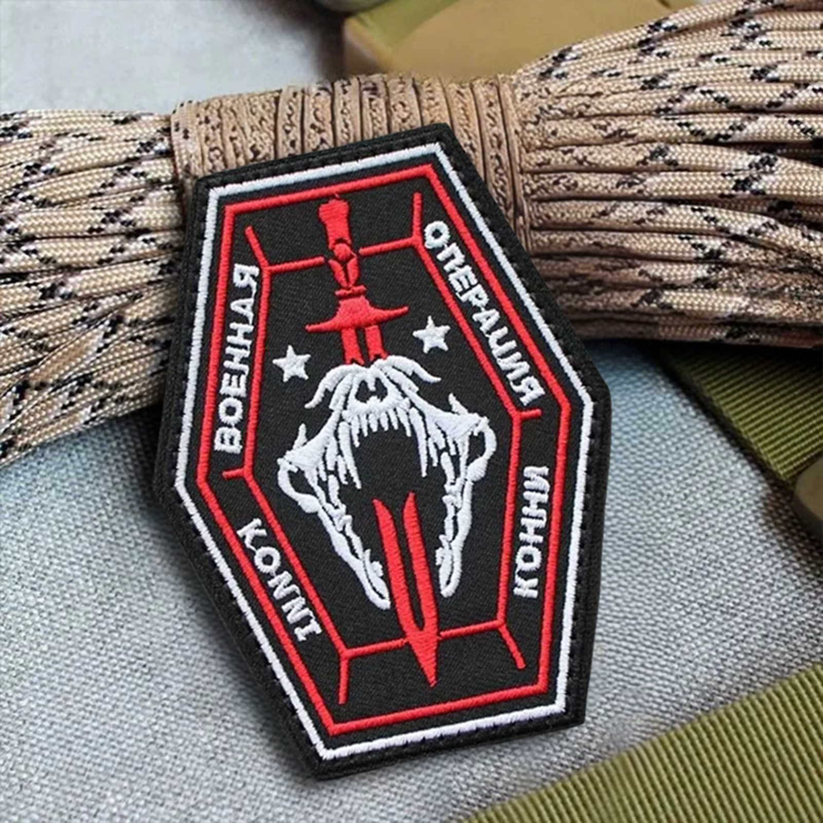Parche bordado Shadow Snake con velcro – Insignia militar táctica - imagen 3