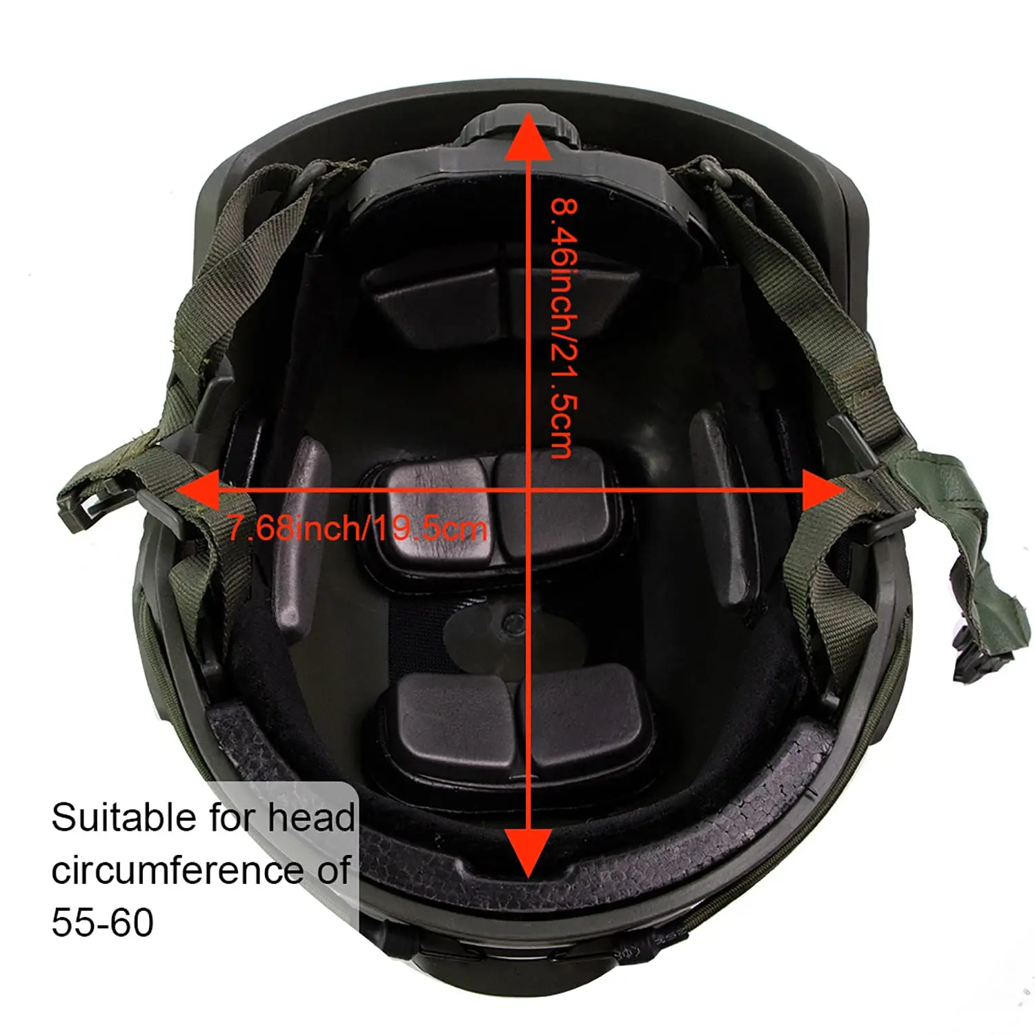 Casco usado en entorno boscoso