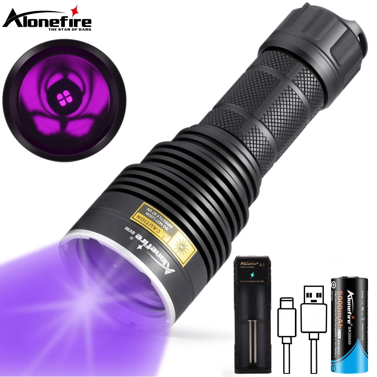 Linterna Alonefire SV40 en mano mostrando el haz UV