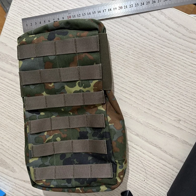 Deban JPC chaleco táctico KSK con bolsa de agua - imagen 2