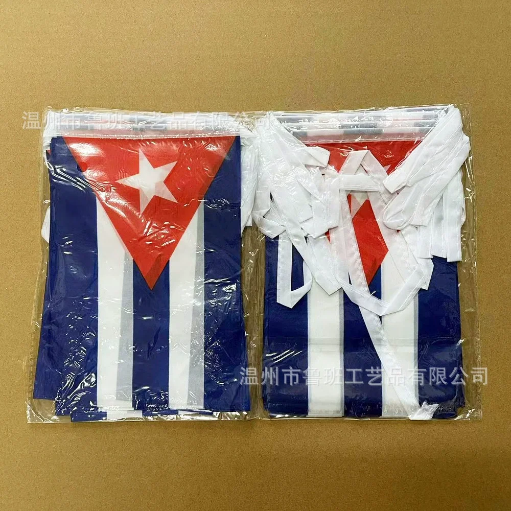 Banderines colgados para decoración exterior