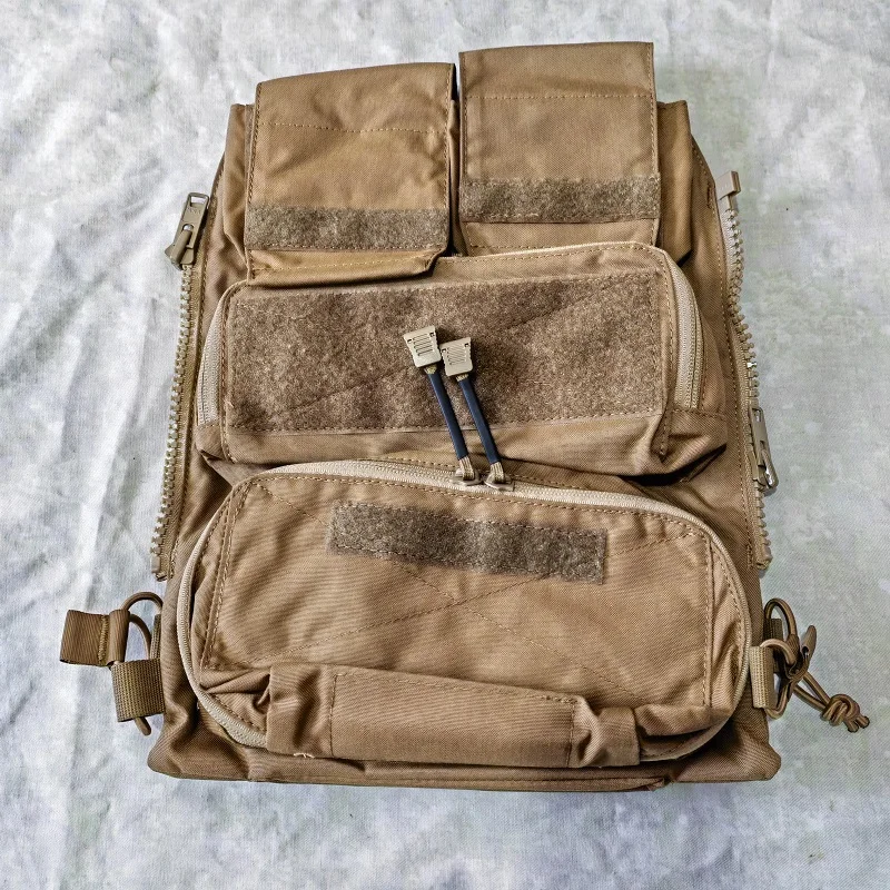 Chaleco táctico AVS JPC2.0 RG con bolsa panel trasera cremallera - imagen 4