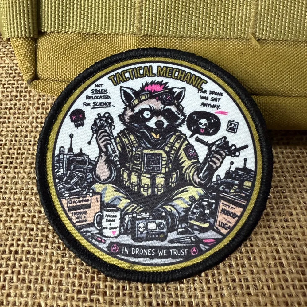 Parche táctico raccoon con velcro gancho y bucle para ropa - imagen 3