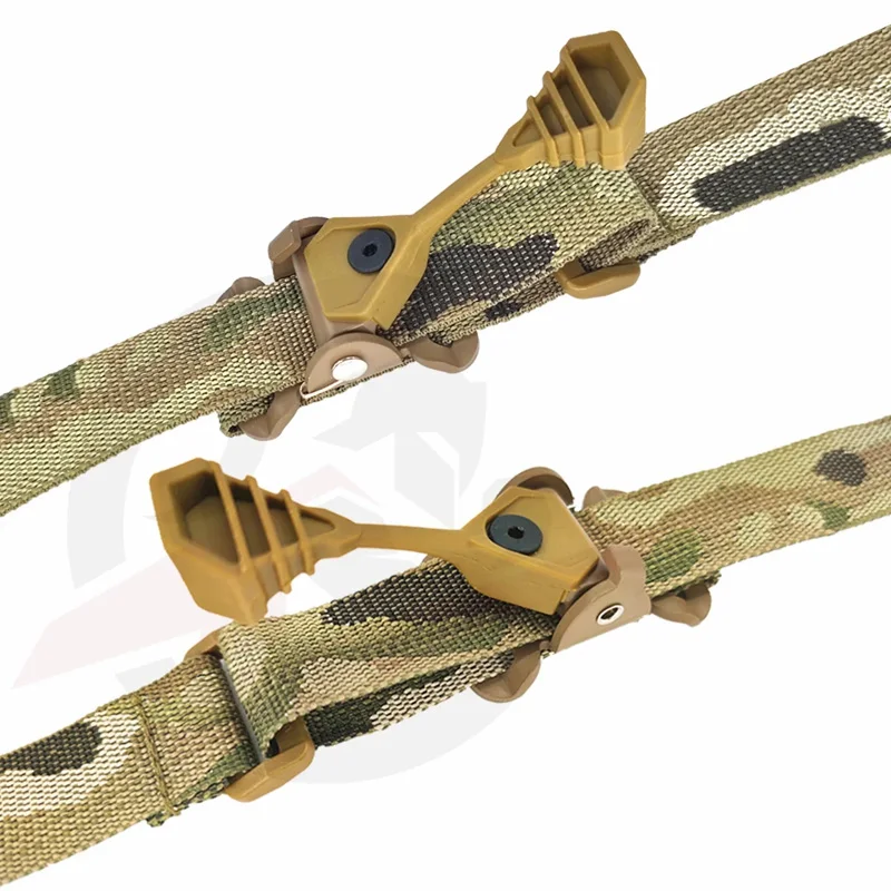 Correa táctica en diferentes patrones de camuflaje