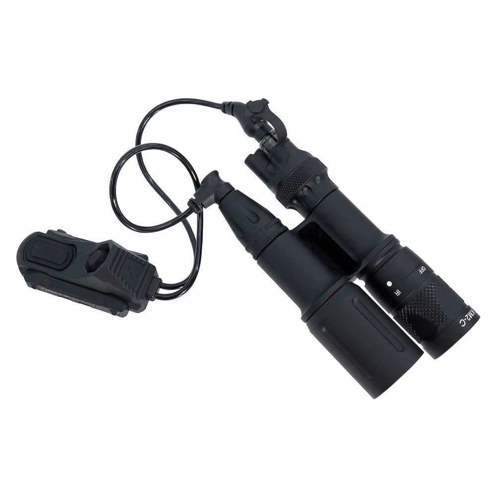 Detalle del montaje doble para riel M-LOK