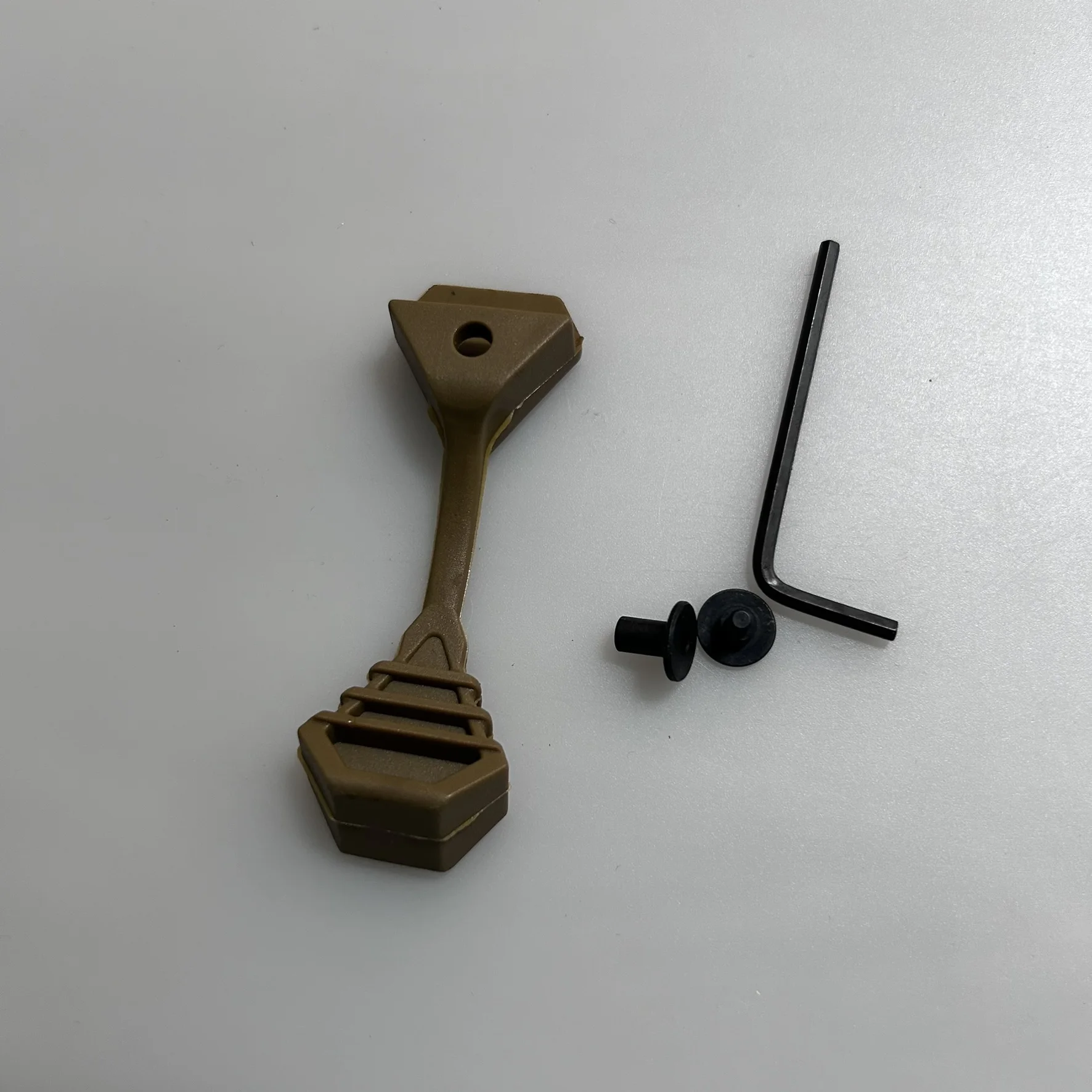 Tirador ajustable de goma para hebilla de transporte industrial - imagen 4