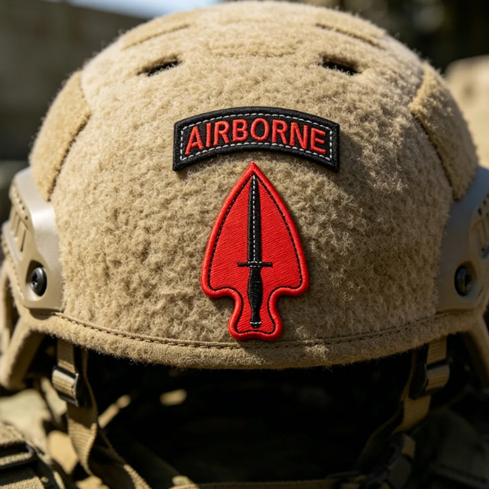 Parche táctico Airborne con letras bordadas y velcro para mochila - imagen 2